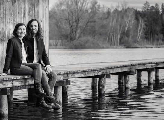  Hundetrainer Team Claudia Koehler und Dominik Ehrich vom der Hundeschule Zamperlschickeria in Chiemgau.